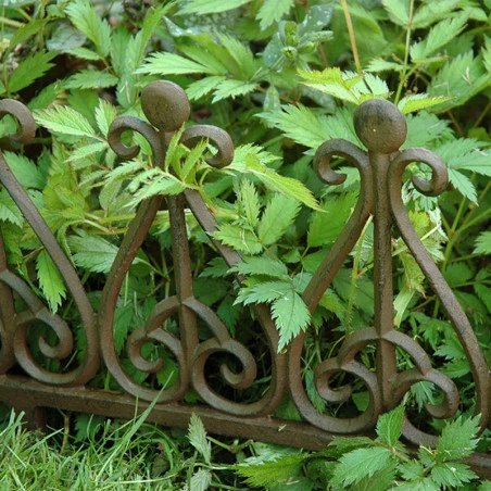 ESSCHERT DESIGN Bordurette En Fonte 27 Cm – Image 3